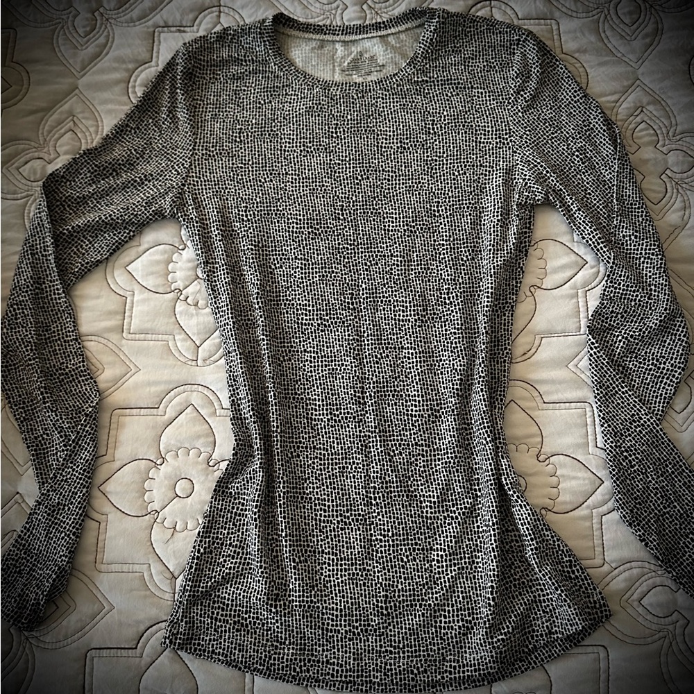Cuddl Dudds NWOT Microwear Stretch long sleeve shirt XS